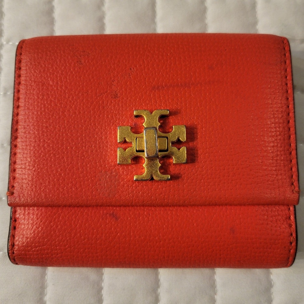 Tory Burch Mini Kira Orange Pebbled Leather Bi-Fold Wallet Turn Lock Coin Purse